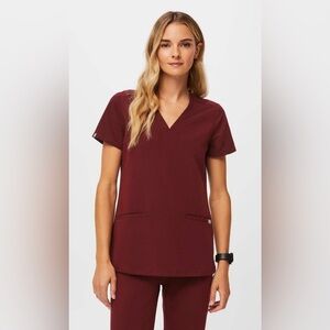 Women’s Figs Casma Three-Pocket Scrub Top NEW Size 4XL Burgundy